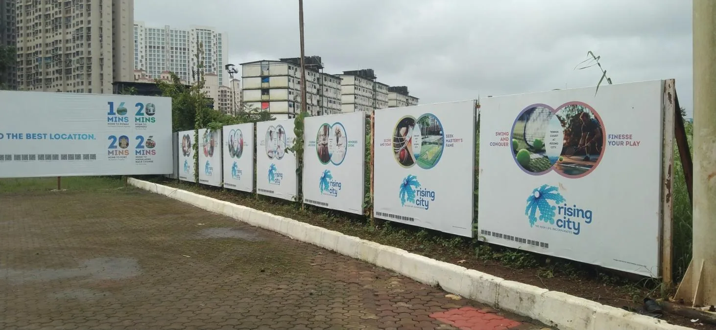 Printed site boundary graphics