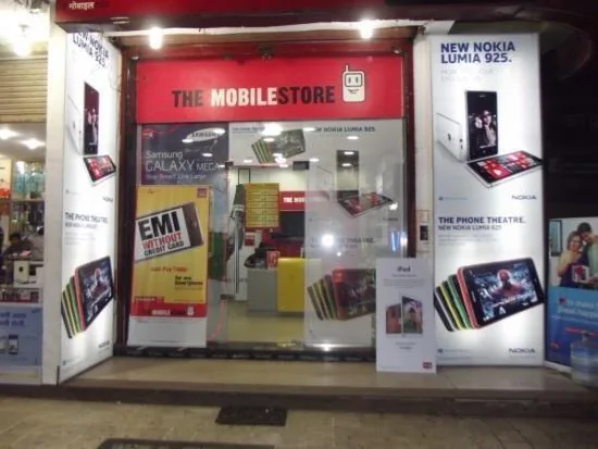 Samsung retail branding